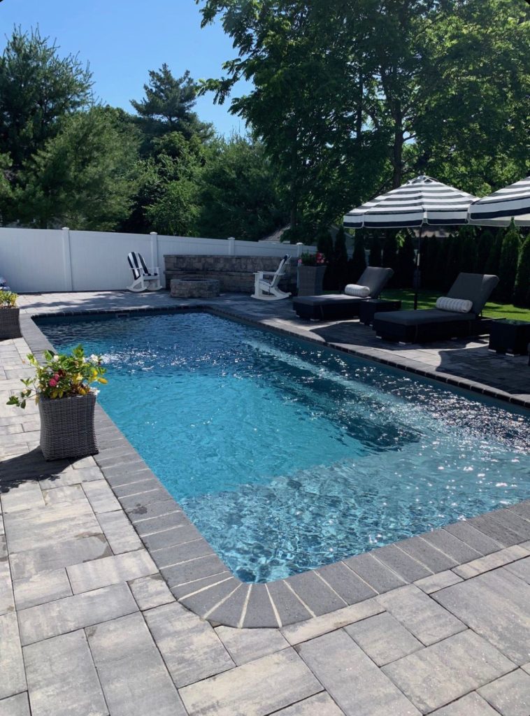 Pool & outdoor living